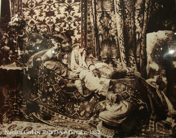  Nautch Girl - Raja Dayal