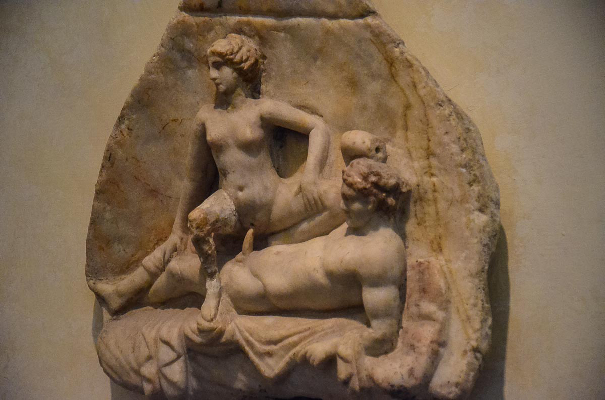 Mulier Equitans Naples