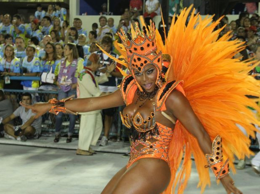 Samba dancer