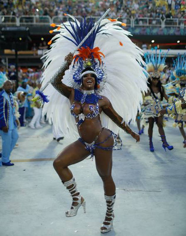 Samba dancer