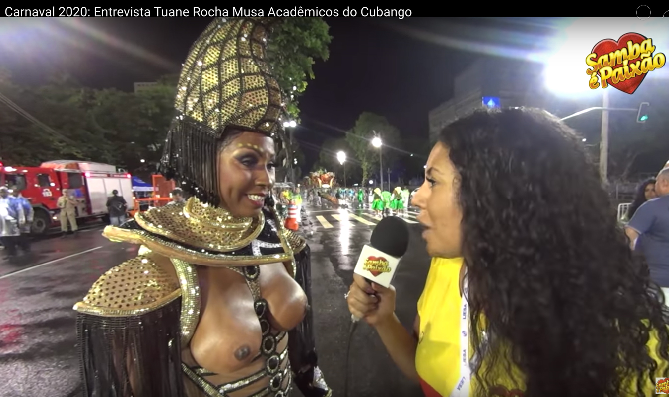 Samba dancer