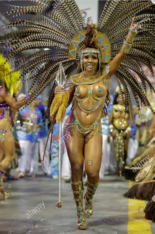 Samba dancer