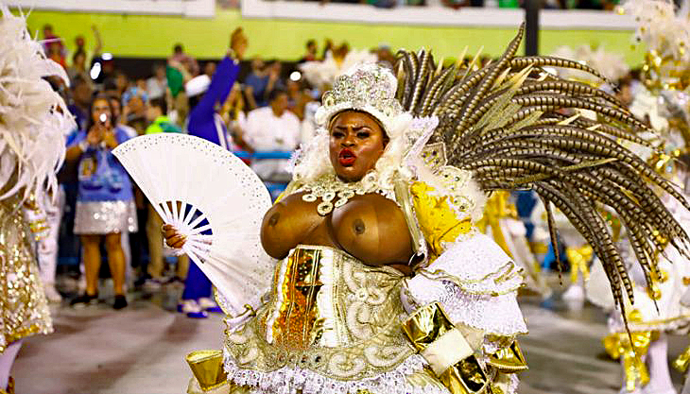 Samba dancer