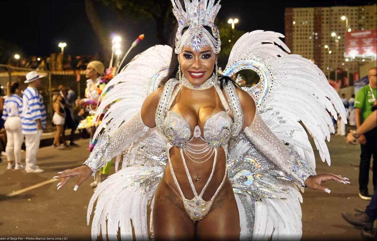 Samba dancer