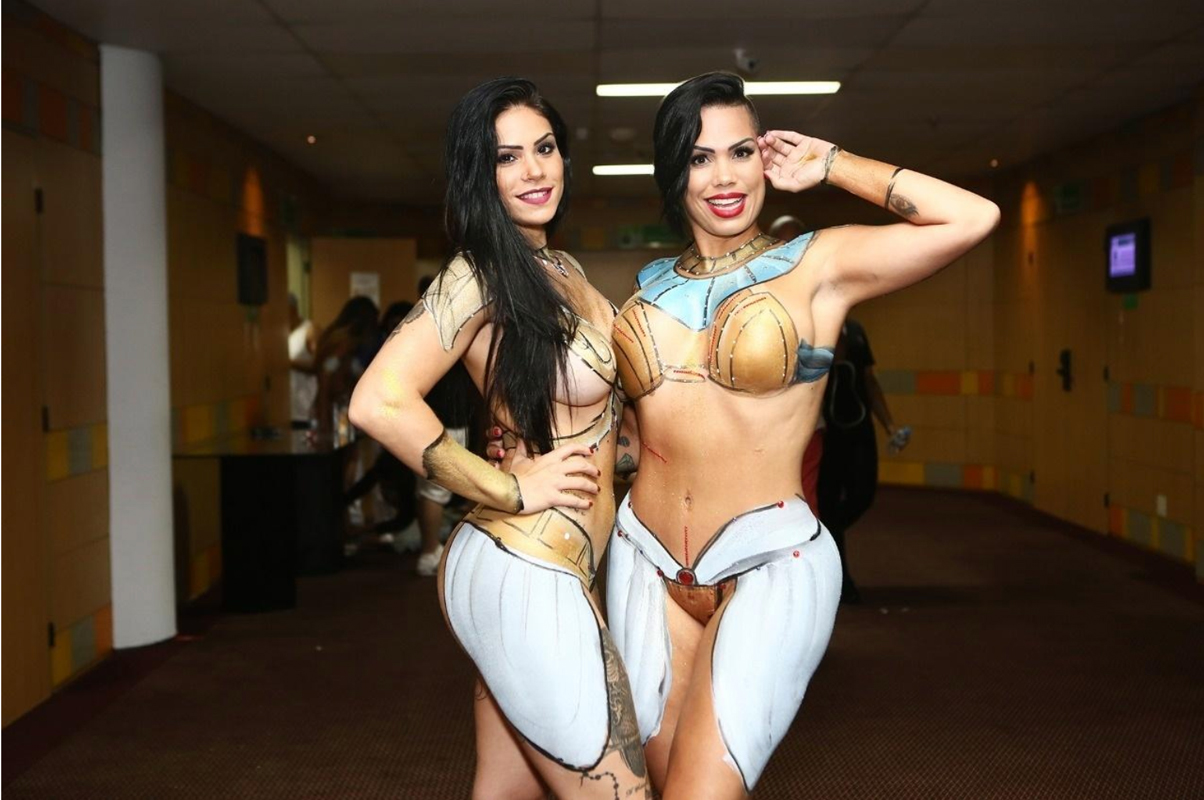 Samba dancer