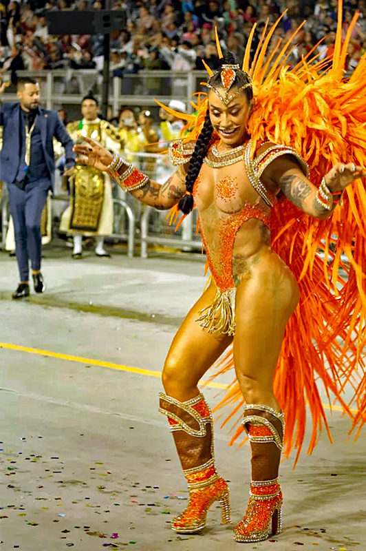 Samba dancer