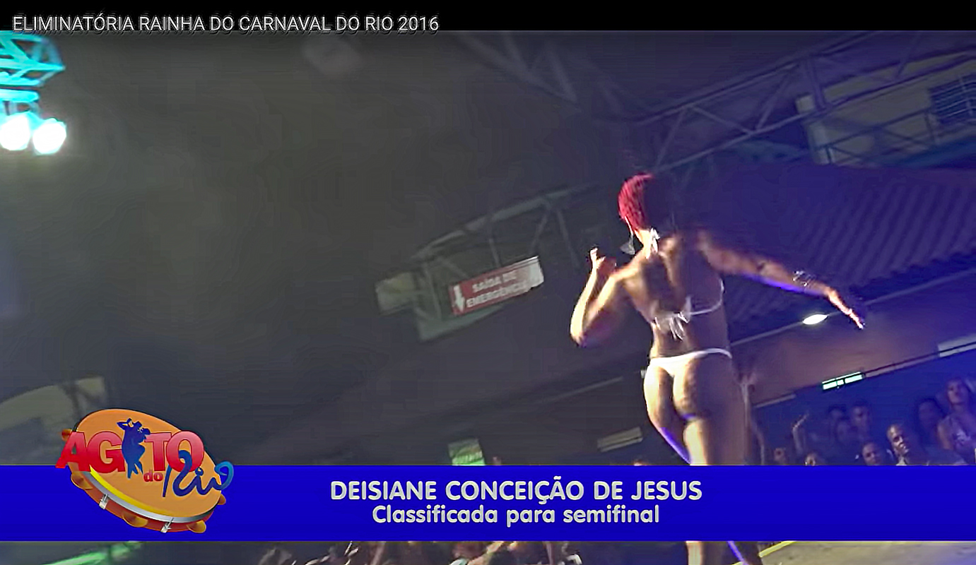 Samba dancer