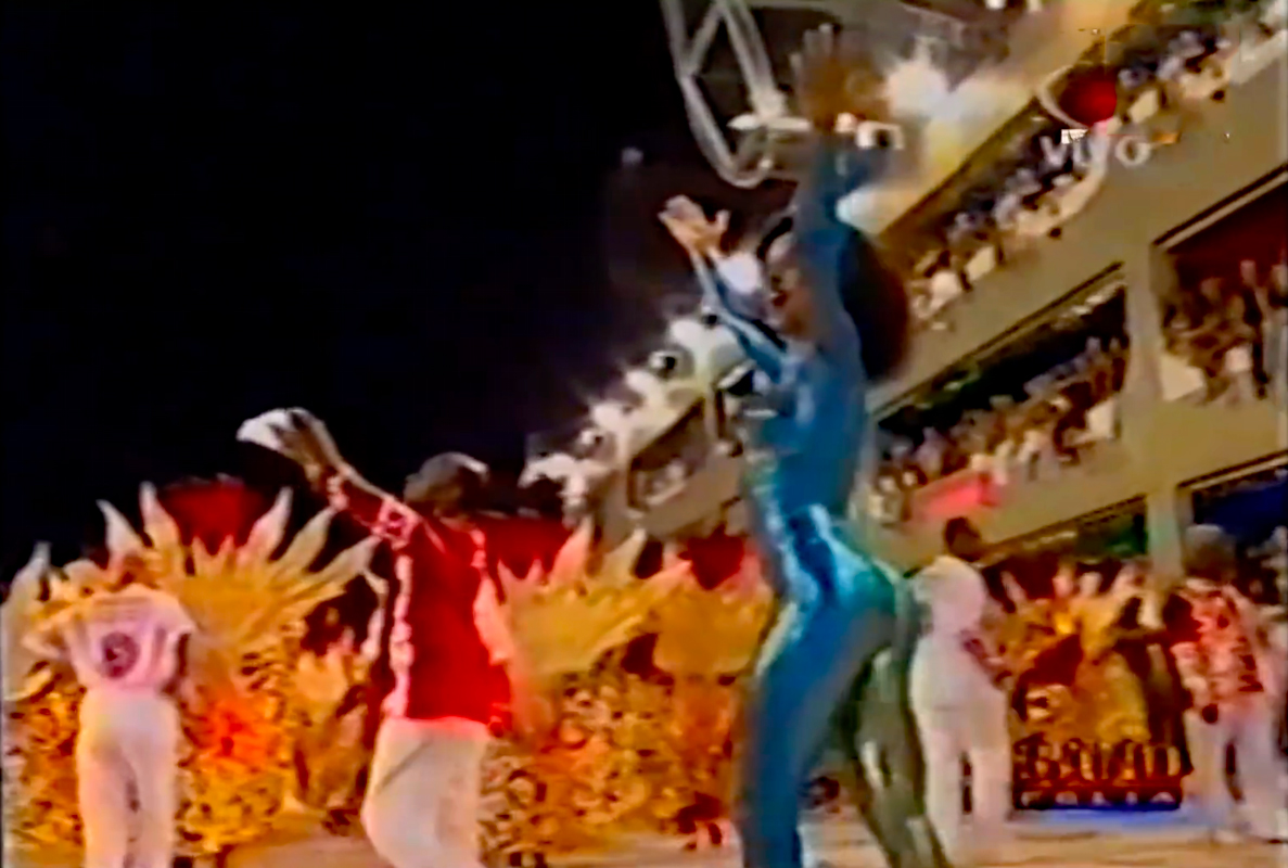 Samba dancer