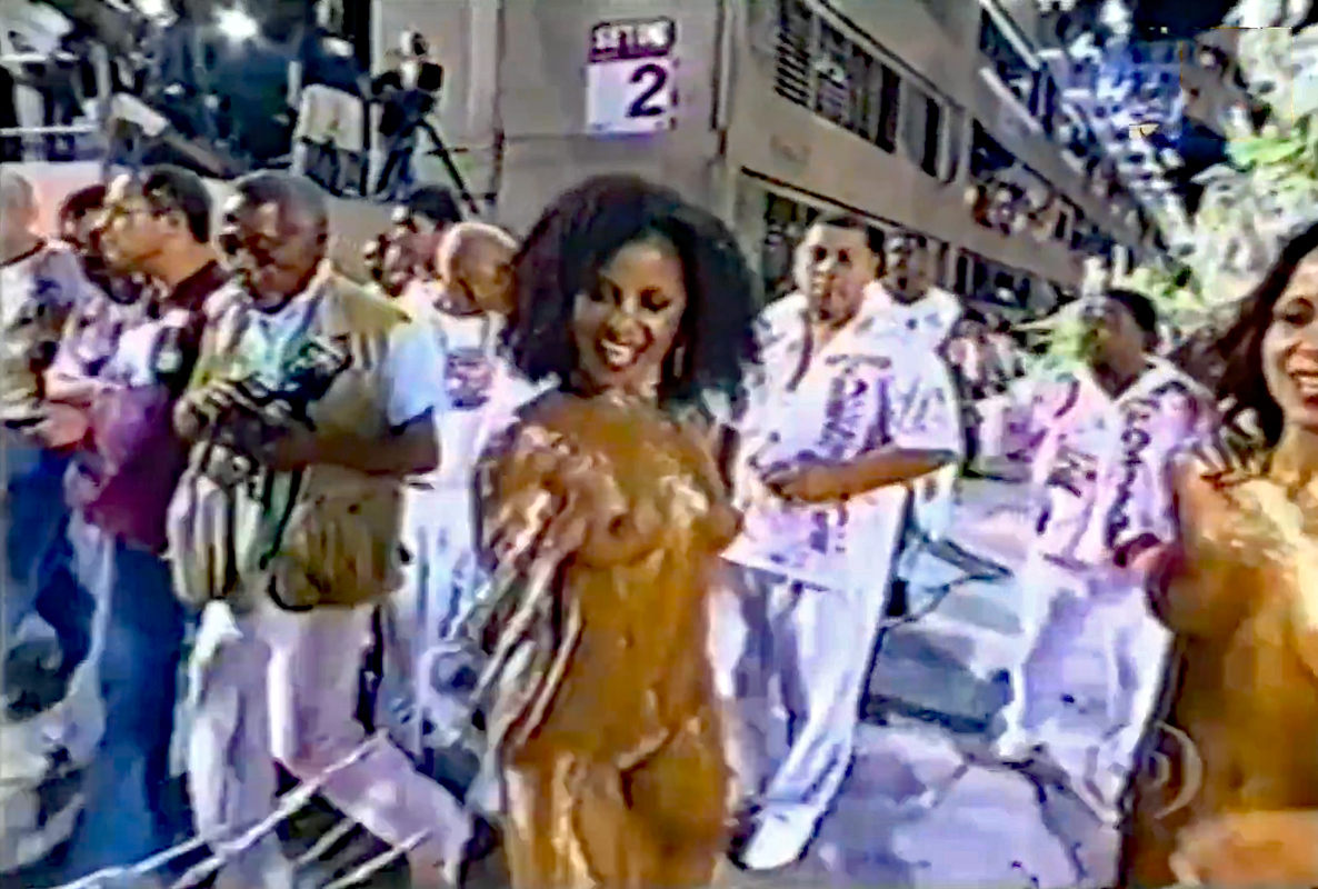 Samba dancer