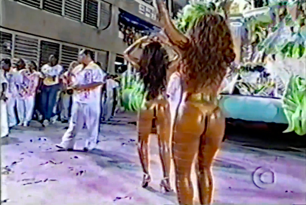 Samba dancer