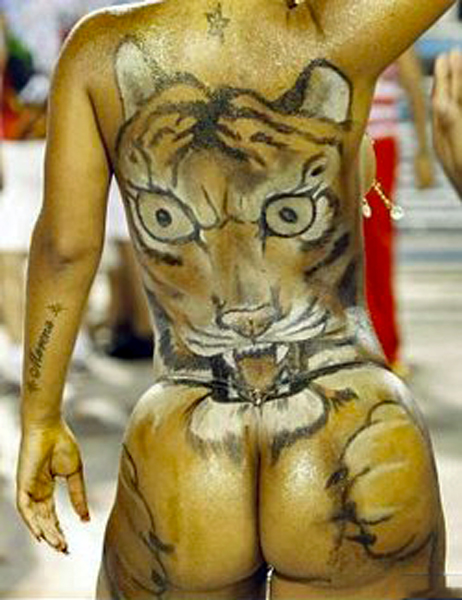 Samba dancer