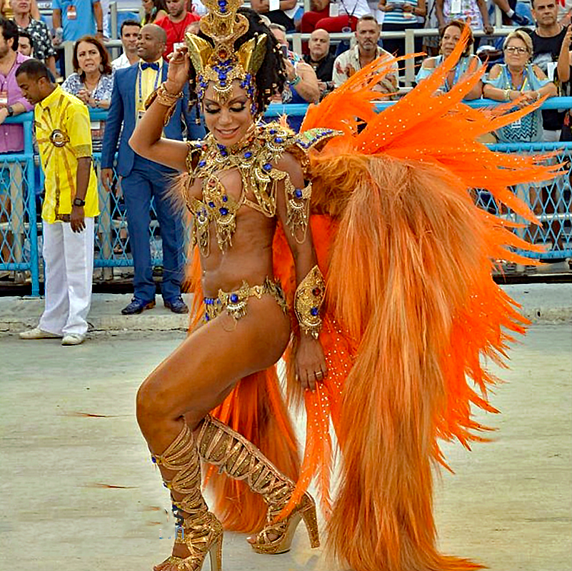 Samba dancer