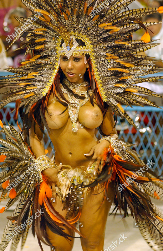 Samba dancer
