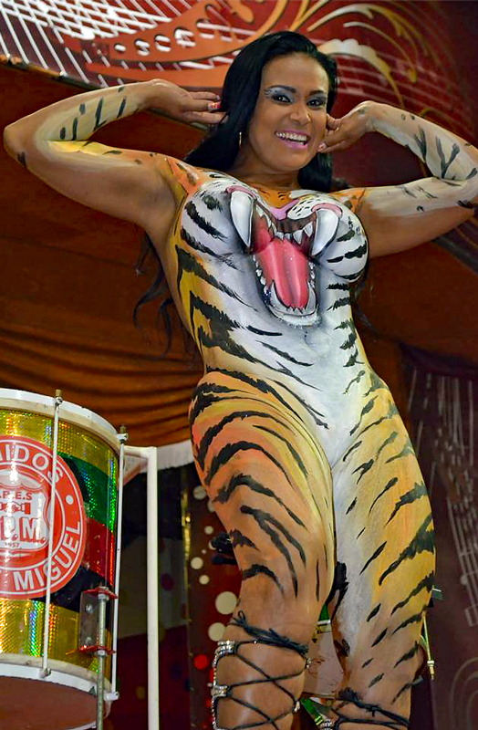 Samba dancer