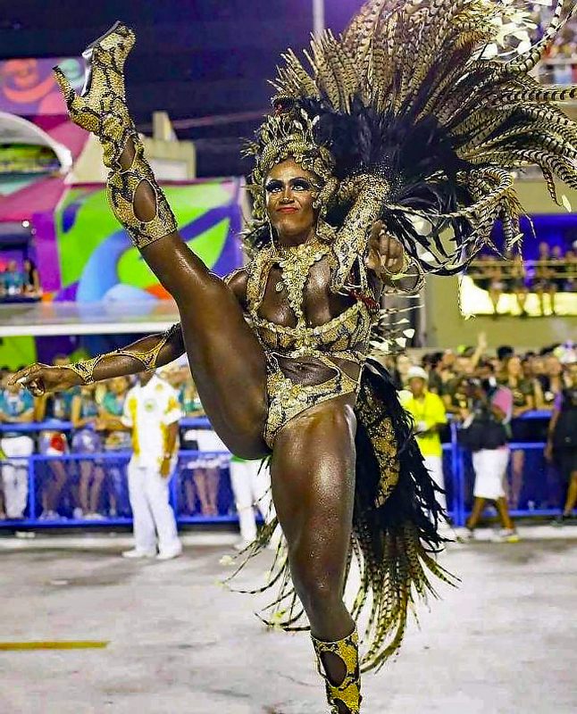 Samba dancer