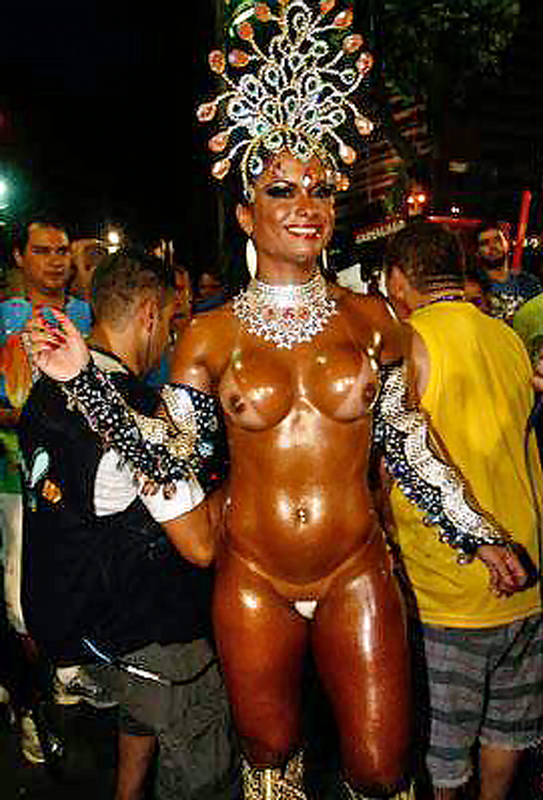 Samba dancer
