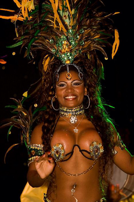 Samba dancer