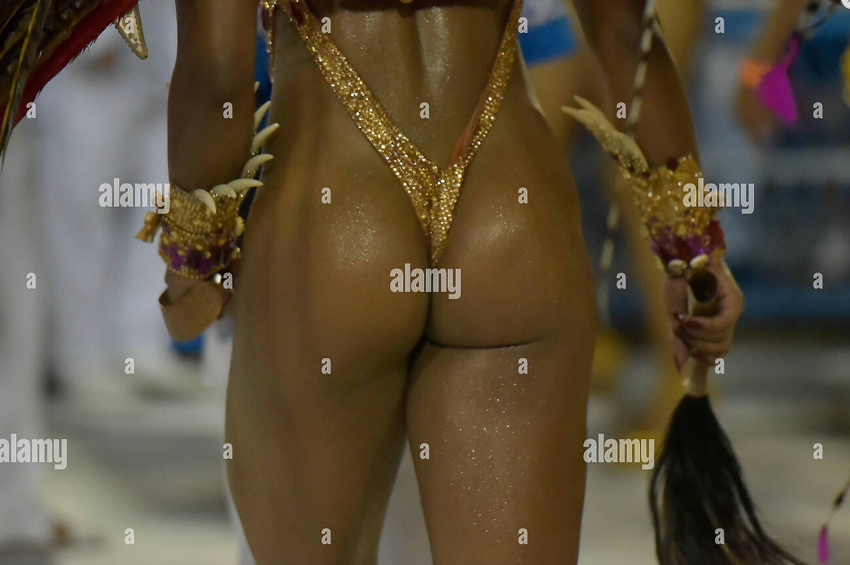 Samba dancer