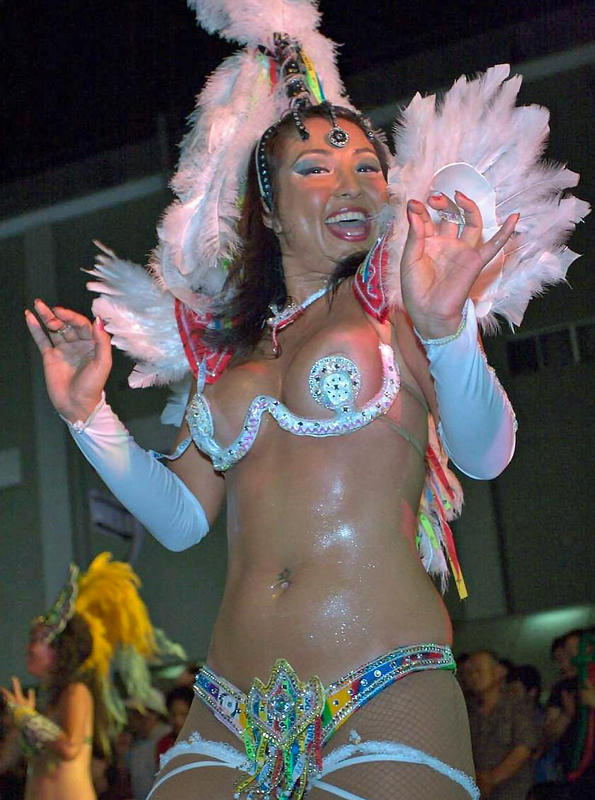 Samba dancer