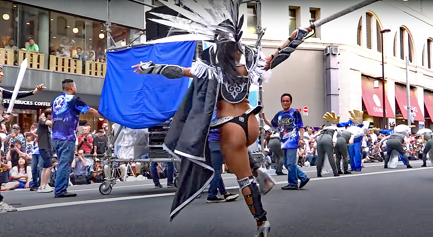 Samba dancer
