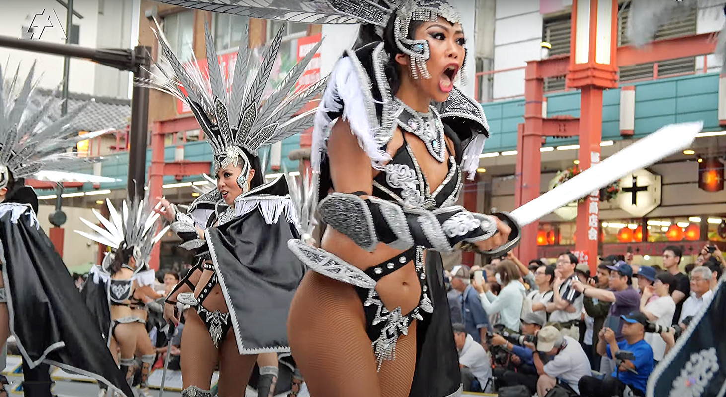 Samba dancer