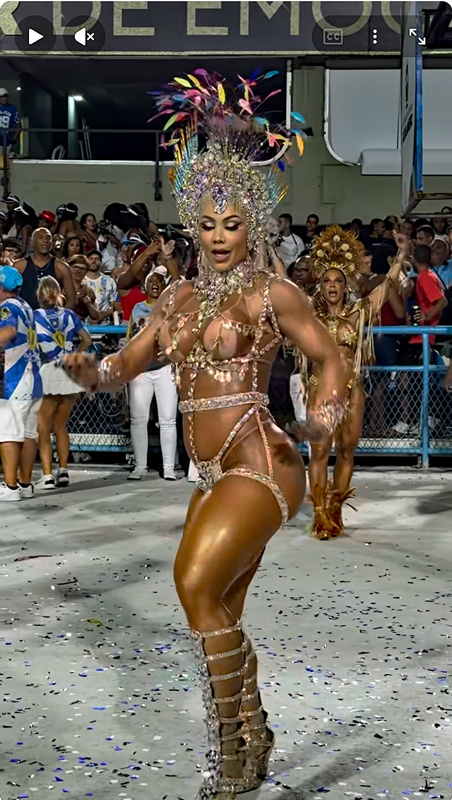 Samba dancer